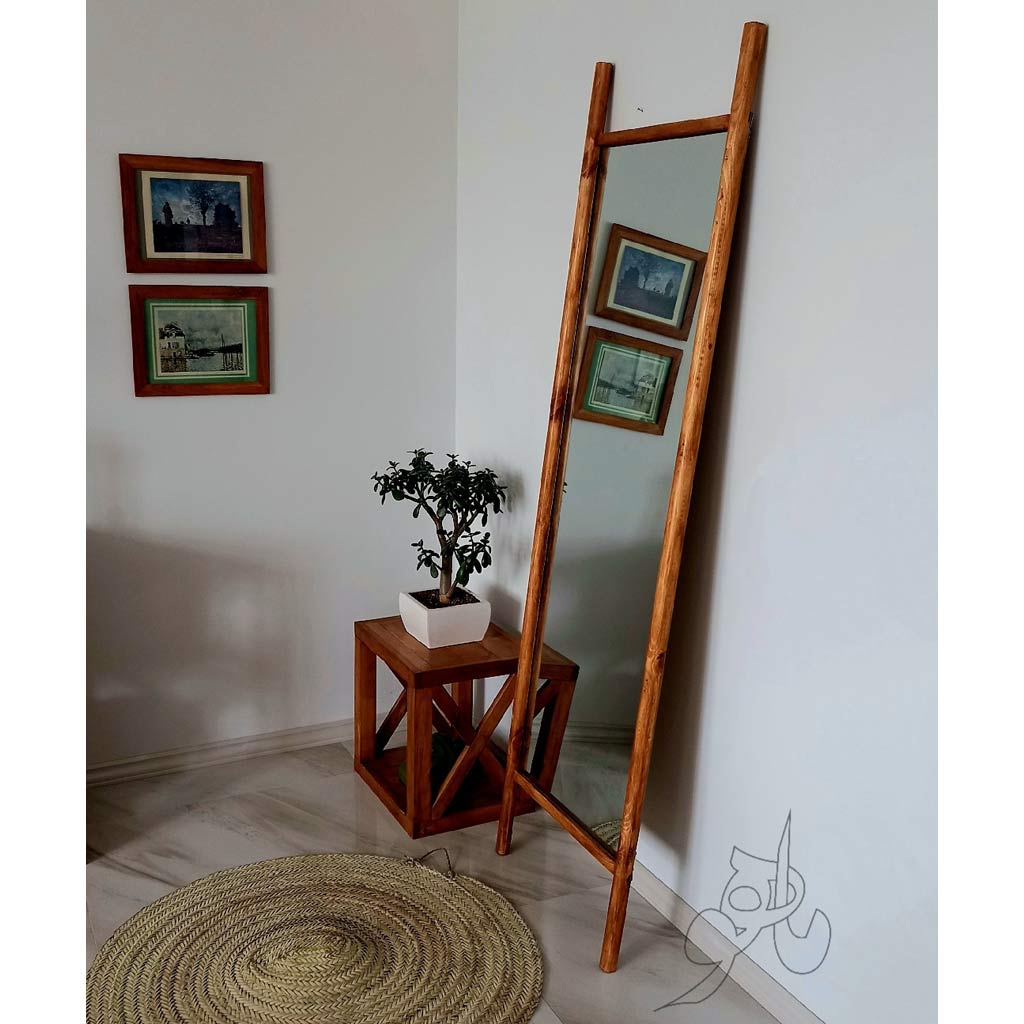 آینه دکوراتیو مدل هانگ